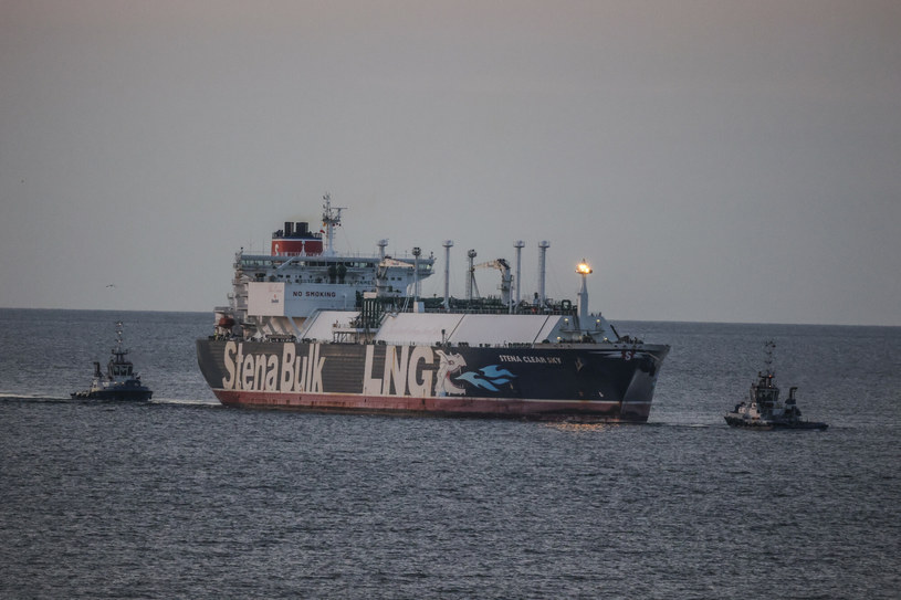 Statek Stena Bulk z gazem LNG na morzu bałtyckim /Fot. Piotr Jedzura /Reporter