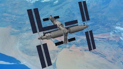 Statek uwięziony na orbicie. Wszystko przez kosmiczne śmieci