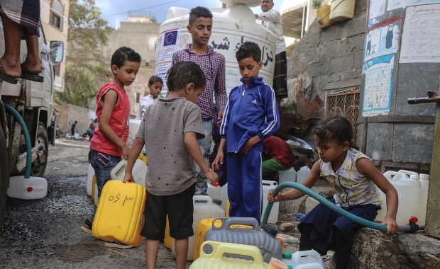 Statek-widmo zagraża milionom ludzi. Może pozbawić ich wody pitnej 