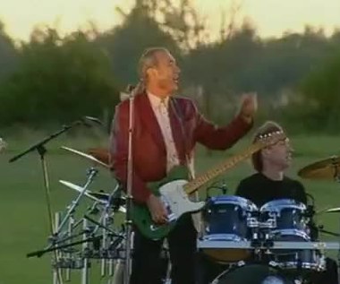 Status Quo - The Party Aint Over Yet