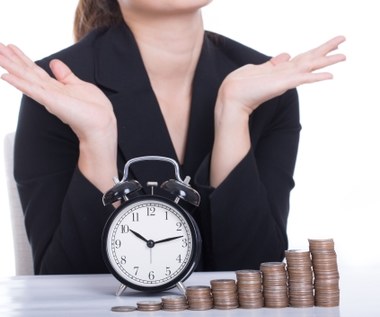 Stawki za godzinę pracy w I półroczu 2014 roku: Najwyższe w finansach i ubezpieczeniach 