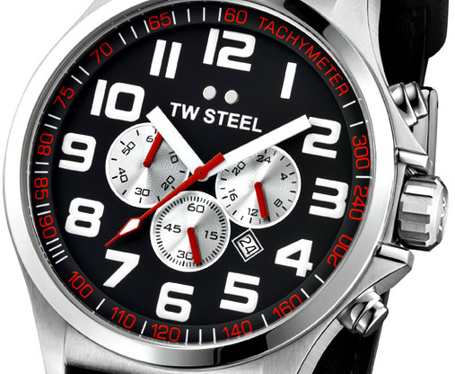 Steel Pilot TW415 - zbliżenie na tarczę zegarka /materiały prasowe