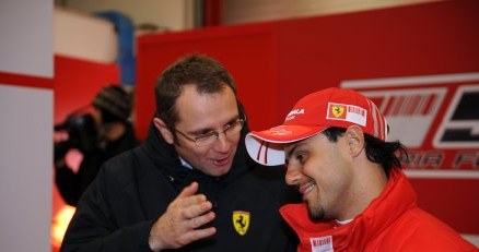 Stefano Domenicali (z lewej) i Felipe Massa. /AFP