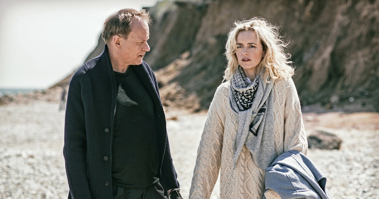 Stellan Skarsgård i Nina Hoss w "Powrocie do Montauk" /materiały prasowe