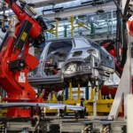 Stellantis wstrzymuje produkcję w swoich fabrykach. Co z polskim zakładem? 