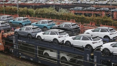 Stellantis zamraża produkcję, wysyła tysiące pracowników na urlopy 