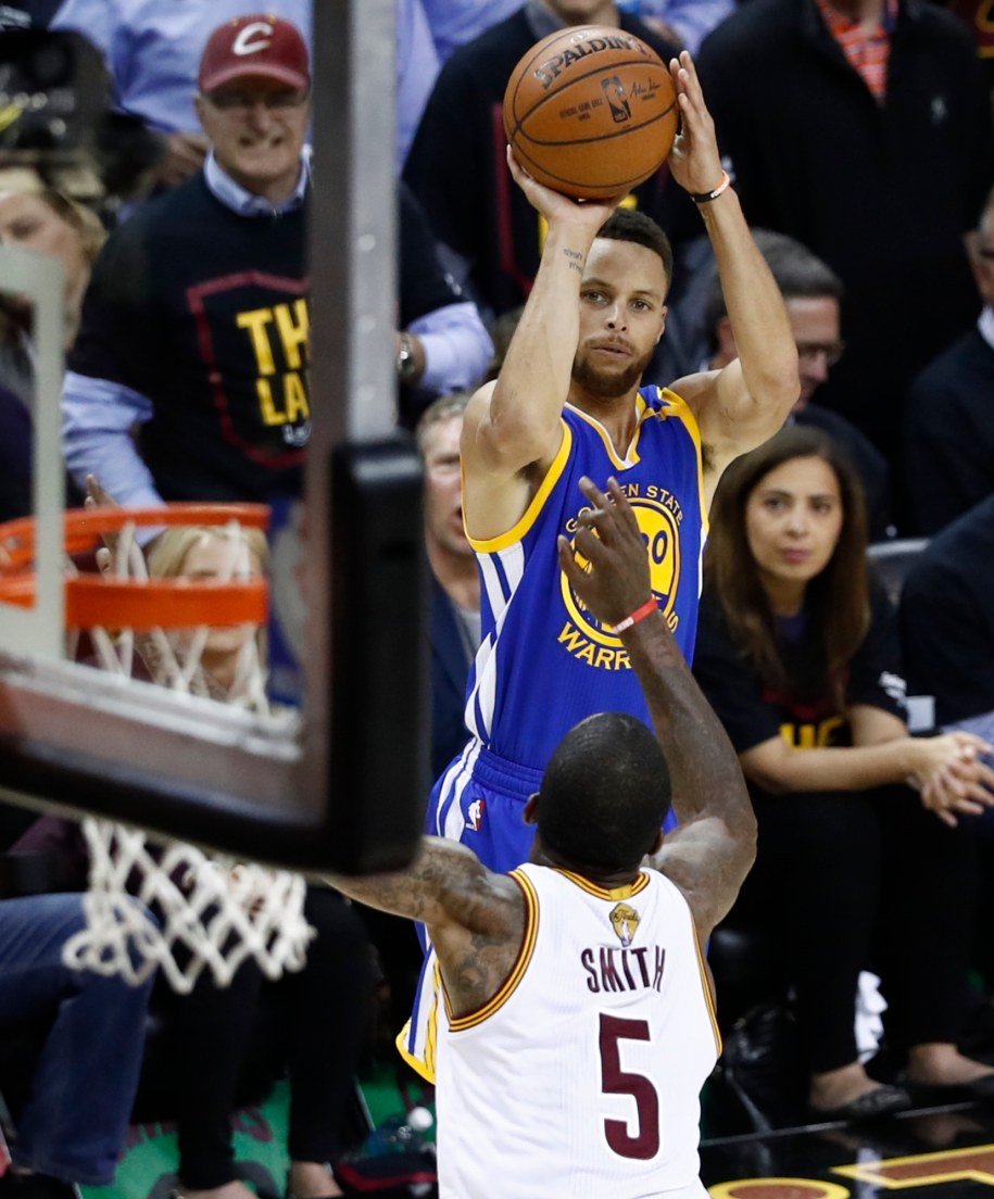 Stephen Curry /LARRY W. SMITH /PAP/EPA