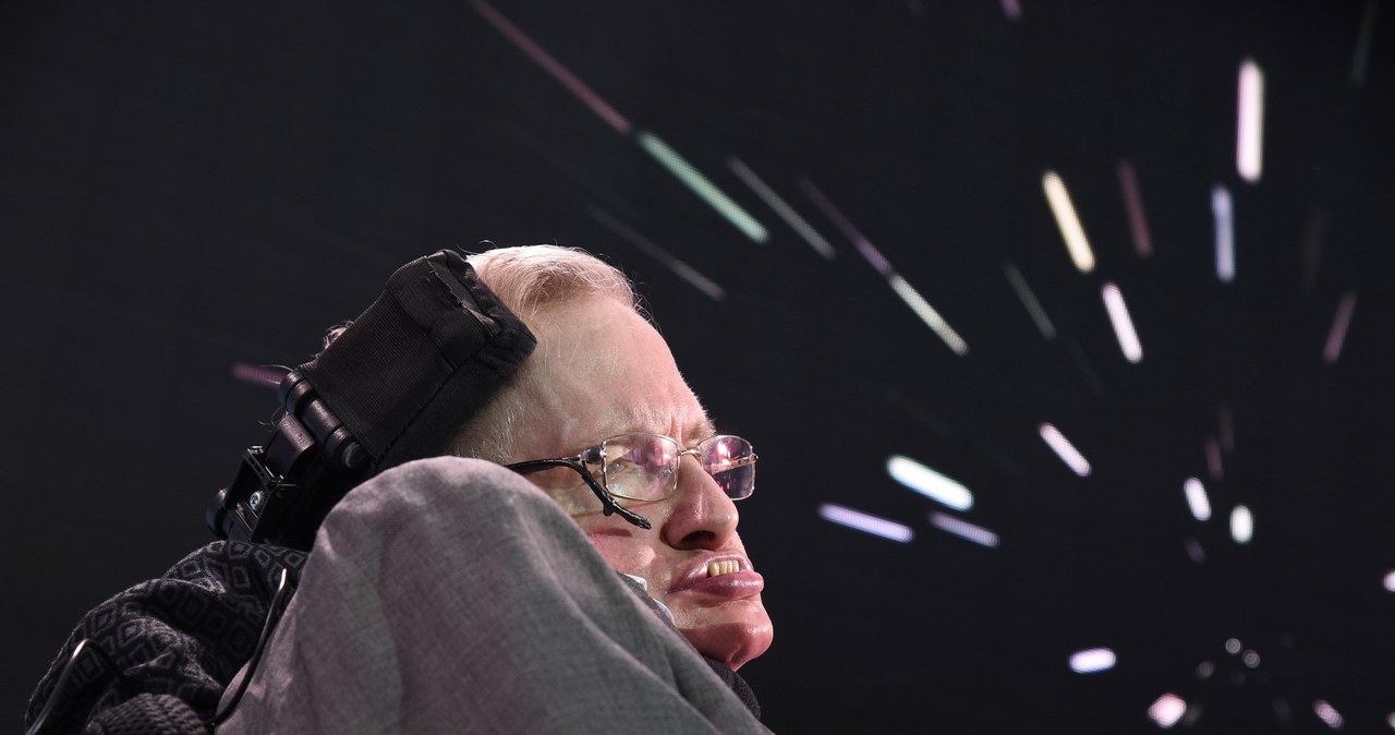 Stephen Hawking był ateistą, ale wierzył w naukę /AFP