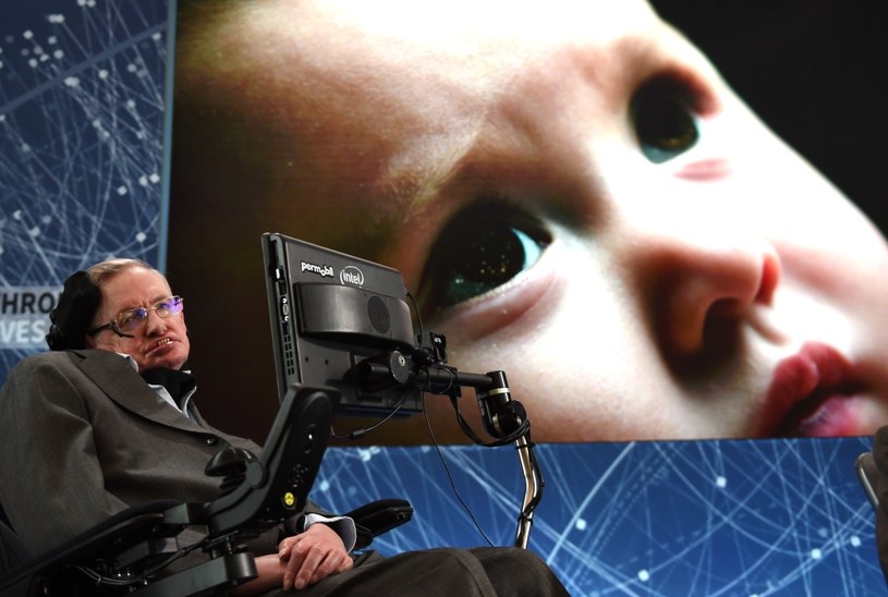 Stephen Hawking ma zdanie na każdy temat. Nawet o Donaldzie Trumpie /AFP