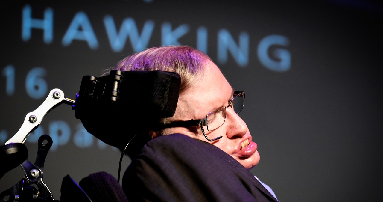 Stephen Hawking ostrzega przed działaniami Donalda Trumpa /AFP