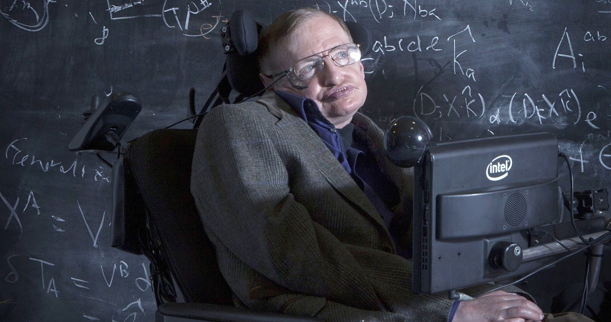 Stephen Hawking pragnął, by ludzkość skolonizowała Srebrny Glob /Geekweek