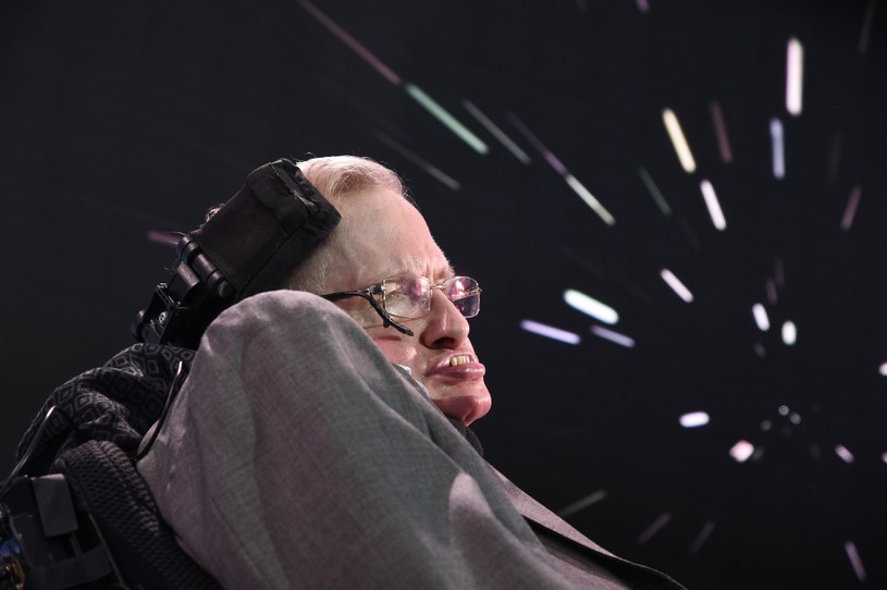 Stephen Hawking wyjaśnia, co było przed Wielkim Wybuchem /AFP