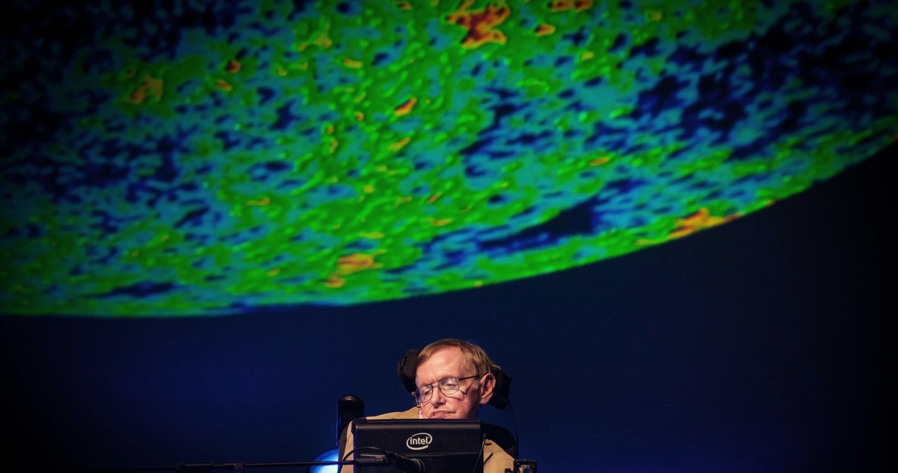 Stephen Hawking zachęca ludzi do wyprowadzki na inną planetę /AFP