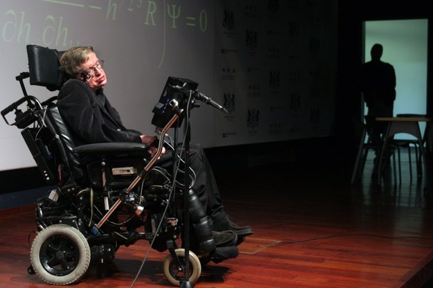 Stephen Hawking /JIM HOLLANDER    /PAP/EPA