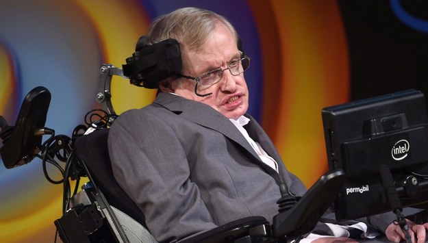 Stephen Hawking /	Joe Giddens /PAP/EPA