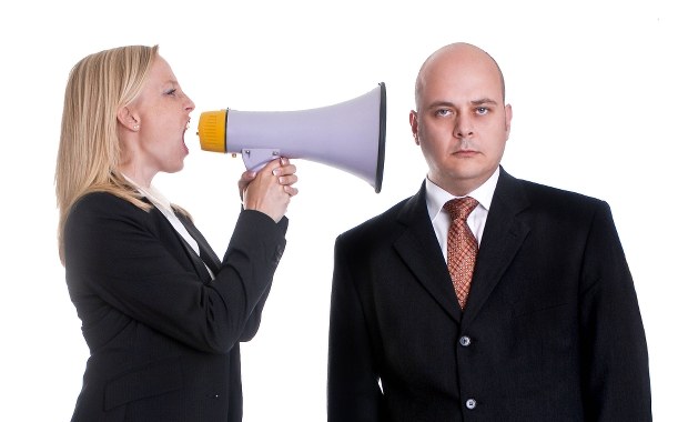 Stereotypy można wybić z głowy. Prądem...