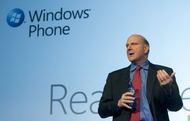 Steve Ballmer jest władcą Microsoftu /AFP