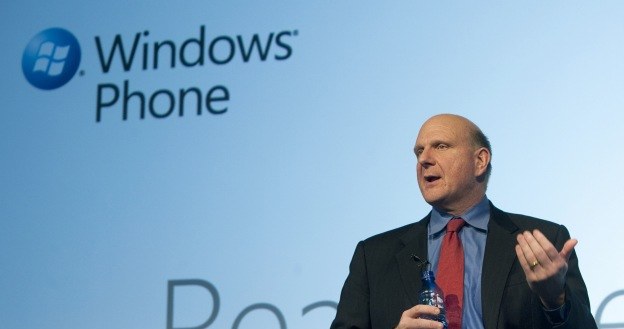 Steve Ballmer jest władcą Microsoftu /AFP
