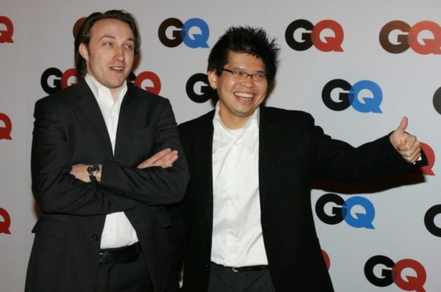 Steve Chen (z prawej) współtwórca YouTube pracował chwilę u Marka, ale postanowił iść na swoje /AFP