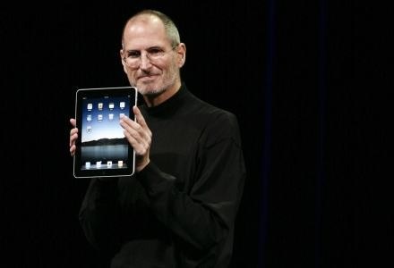 Steve Jobs i jego iPad /AFP