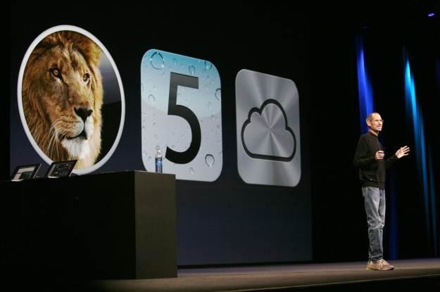 Steve Jobs zaprezentontował 3 nowości - iOS 5, OS X Lion oraz iCloud /AFP