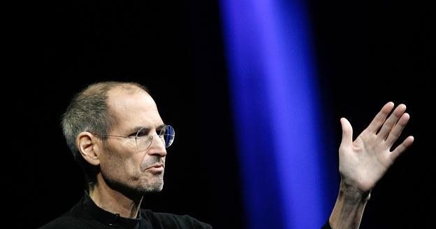 Steve Jobs zmarł rok temu /AFP