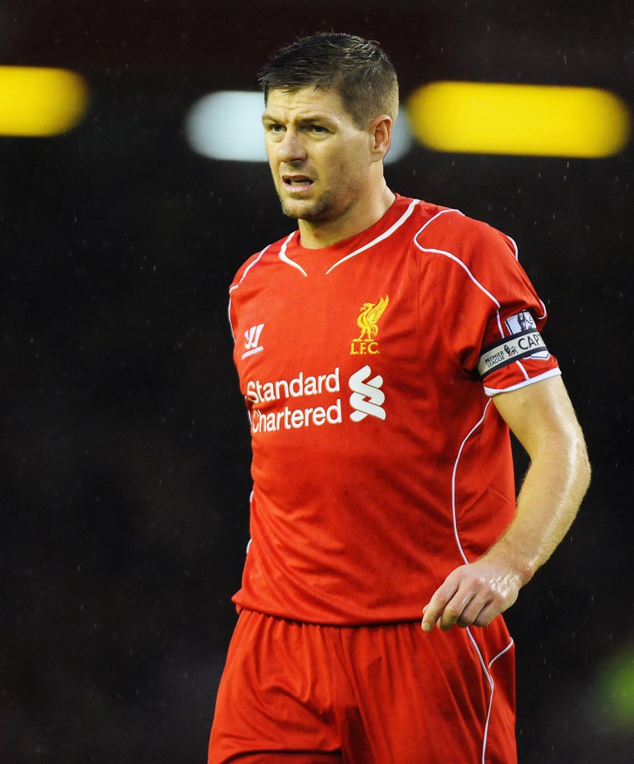 Steven Gerrard /PETER POWELL   /PAP/EPA