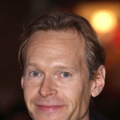 Steven Mackintosh