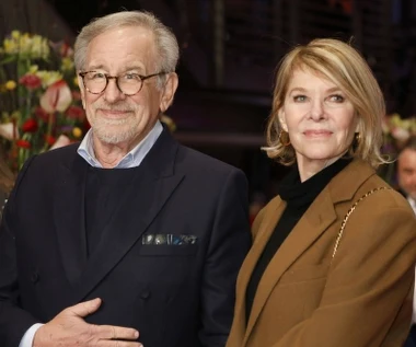 Steven Spielberg i Kate Capshaw pomagają strajkującym. Wpłacili milion dolarów