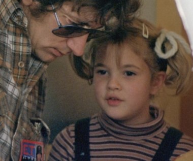 Steven Spielberg o trudnym dzieciństwie Drew Barrymore: "Czułem się bezradny"