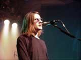 Steven Wilson na scenie w hali Wisły 8 kwietnia 2003 /Konrad Sikora/INTERIA.PL