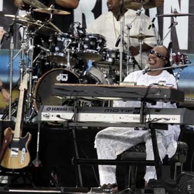 Stevie Wonder podczas Live 8 w Filadelfii /AFP