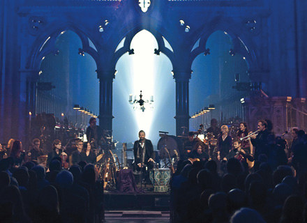 Sting wybrał urzekające miejsce na swój występ - fot. Clive Barda / Deutsche Grammophon /