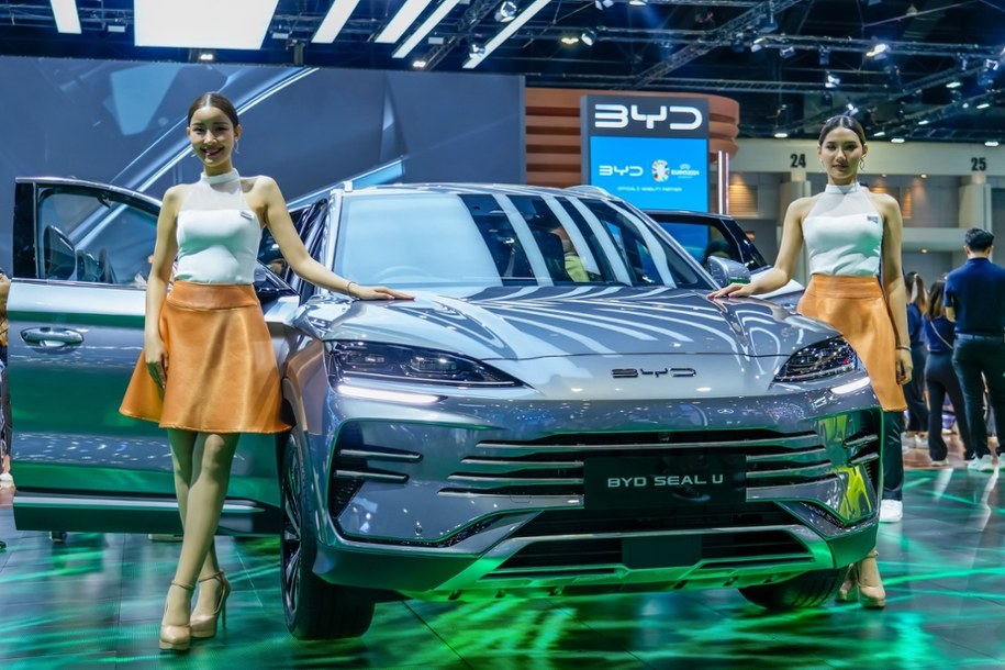 Stoisko chińskiego producenta na targach w Bangkoku /Shutterstock