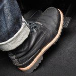 Stojąc na światłach, mocno naciśnij hamulec. Nie uwierzysz, co się stanie