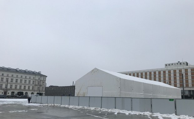 Stołeczny ratusz rozważa pozew cywilny ws. budowy pomnika smoleńskiego