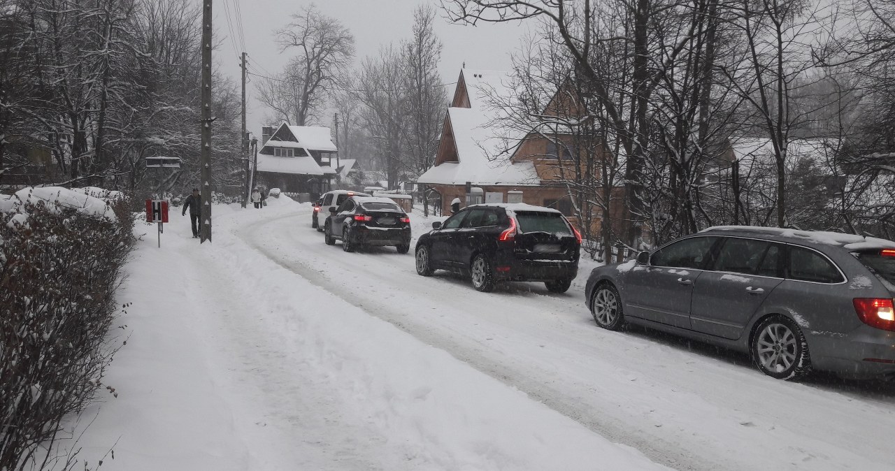 Stolica Tatr od lat przyciąga tłumy turystów, ale tegoroczne podwyżki przeszły oczekiwania nawet stałych bywalców. /Łukasz Razowski /INTERIA.PL