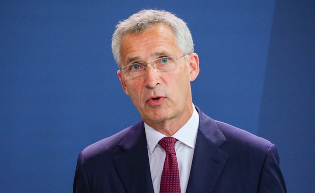 Stoltenberg: Rosja nie powinna ingerować na Białorusi