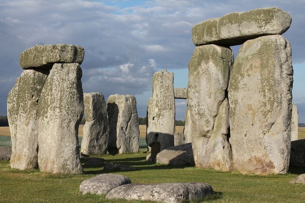Stonehenge - Imponujący krąg stoi od 4 tysięcy lat /pixabay.com /