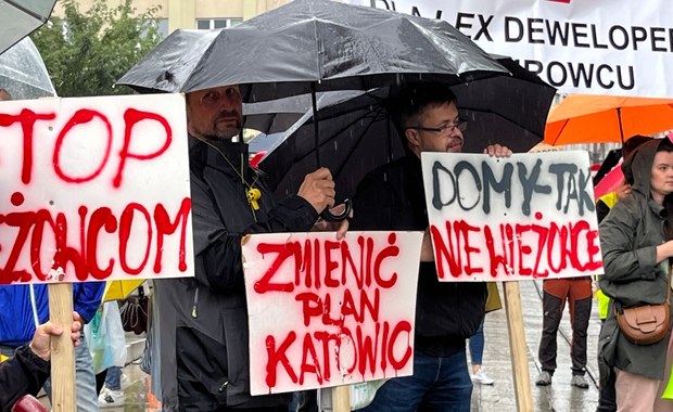 "Stop wieżowcom". Protest na katowickim rynku