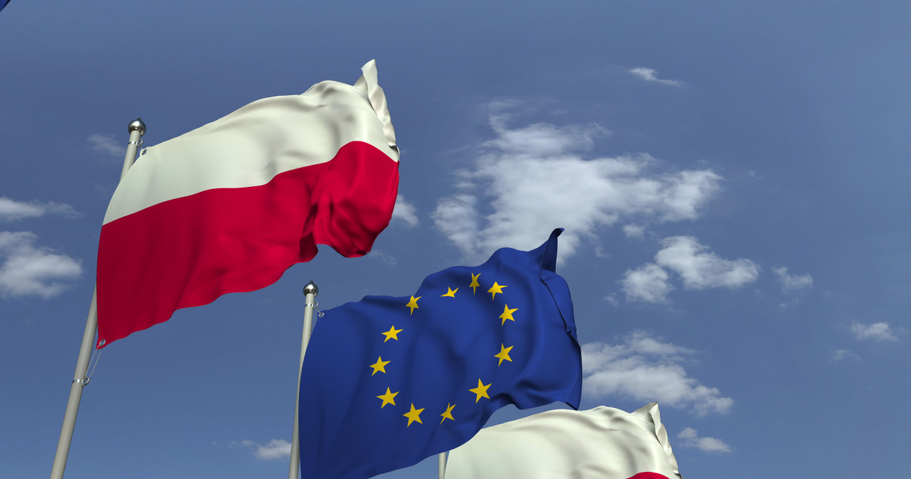Stopniowa erozja instytucjonalna i napięte relacje z UE są fundamentalnymi wyzwaniami dla ratingu Polski /123RF/PICSEL