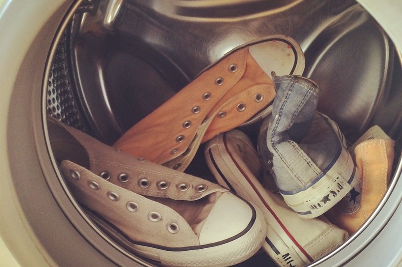 Stosuj te 3 zasady, a pranie butów w pralce będzie dla ciebie bułką z masłem /Pixabay.com