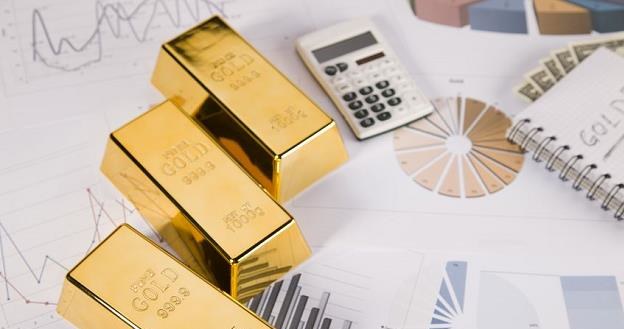 Strach wśród inwestorów podbija cenę złota /&copy;123RF/PICSEL