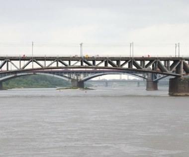 Stracił balans, wpadł do Wisły. To już tydzień poszukiwań