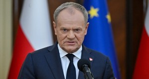 "Stracił szansę". Premier zapowiada odpowiedź na weto prezydenta ws. SAFE