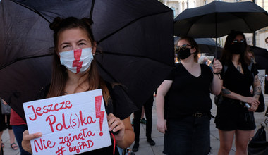 Strajk Kobiet przed Pałacem Prezydenckim