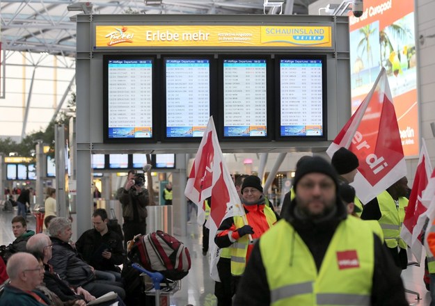 Strajk pracowników niemieckiego lotniska /OLIVER BERG /PAP/EPA