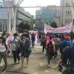 Strajk pracowników socjalnych MOPS na Przystanku Centrum