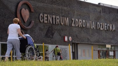 Strajk w CZD: Wiceminister zdrowia u pielęgniarek, w niedzielę pikieta "Solidarni z dziećmi z CZD"