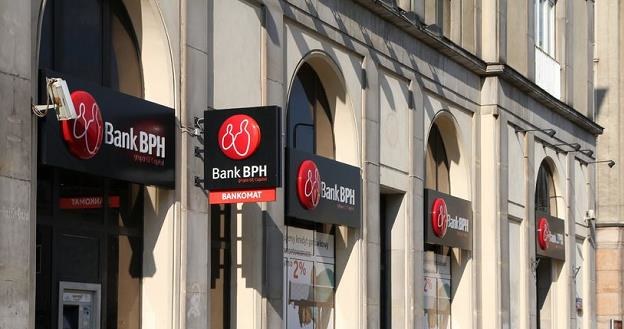 Strata netto grupy Banku BPH wwyniosła 1,09 mld zł /&copy;123RF/PICSEL